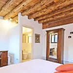 Mellina\'S Terrace - Stylish House